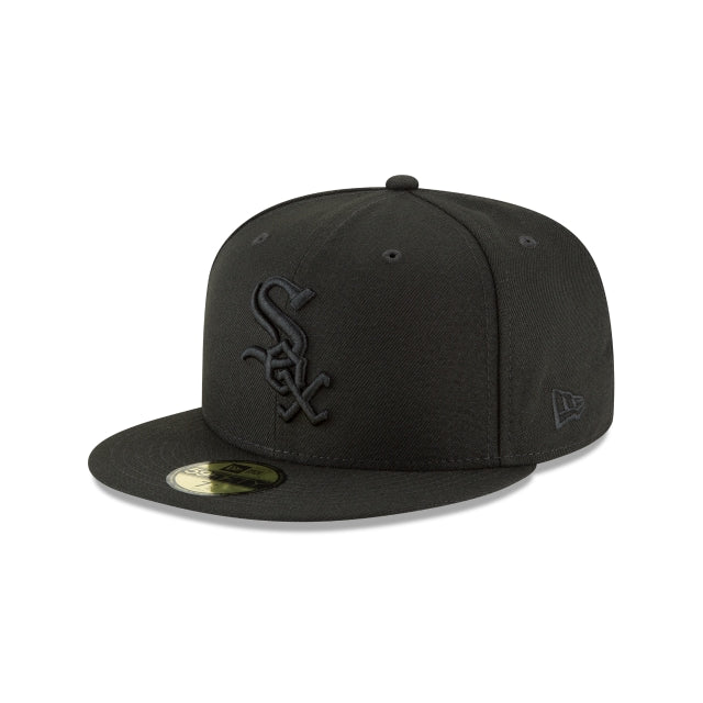 Chicago White Sox Black on Black 59Fifty Fitted Hat
