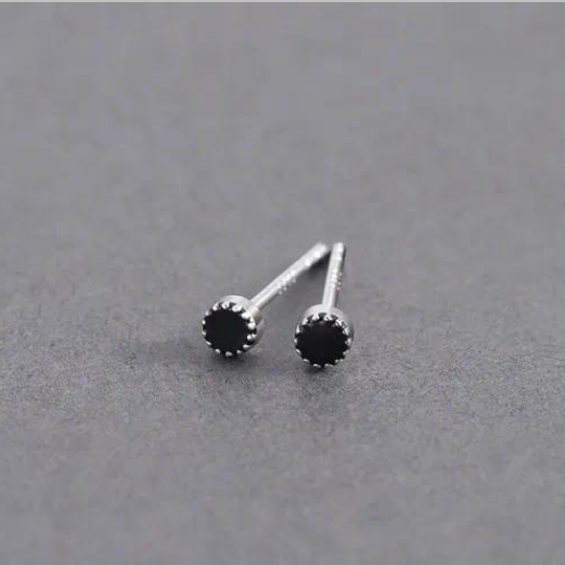 Earrings – Micro Crown – Black
