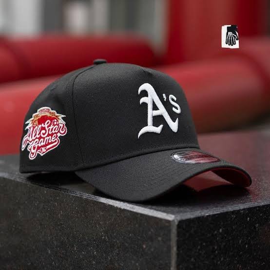 ew Era Oakland Athletics 9FORTY A-Frame Snapback Hat in black