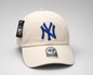 New York Yankees – ’47 Clean Up – Off-White/Royal Blue
