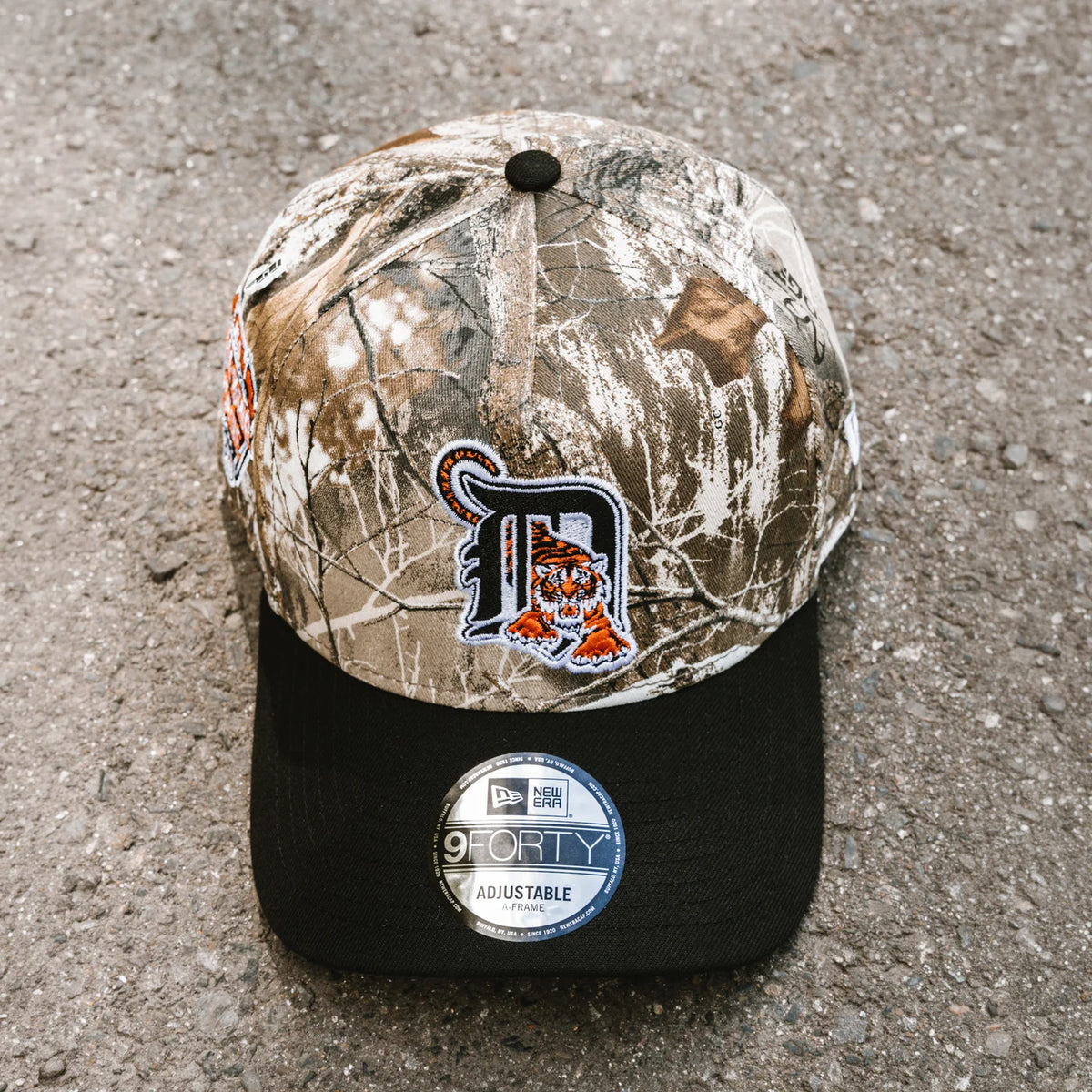 DETROIT TIGERS MLB TREE EDGE BLACK TWO TONE GREY UV