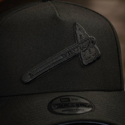 ATLANTA BRAVES MLB BLACK SKY BLUE UV / NEW ERA 9FORTY A-FRAME