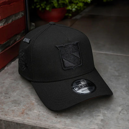 NEW YORK RANGERS NHL BLACK SCARLET UV / NEW ERA 9FORTY A-FRAME
