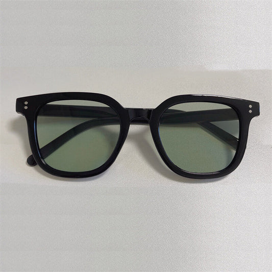 Classic Wayfarer Silhouette – Gloss Black w/ Olive Green Lenses