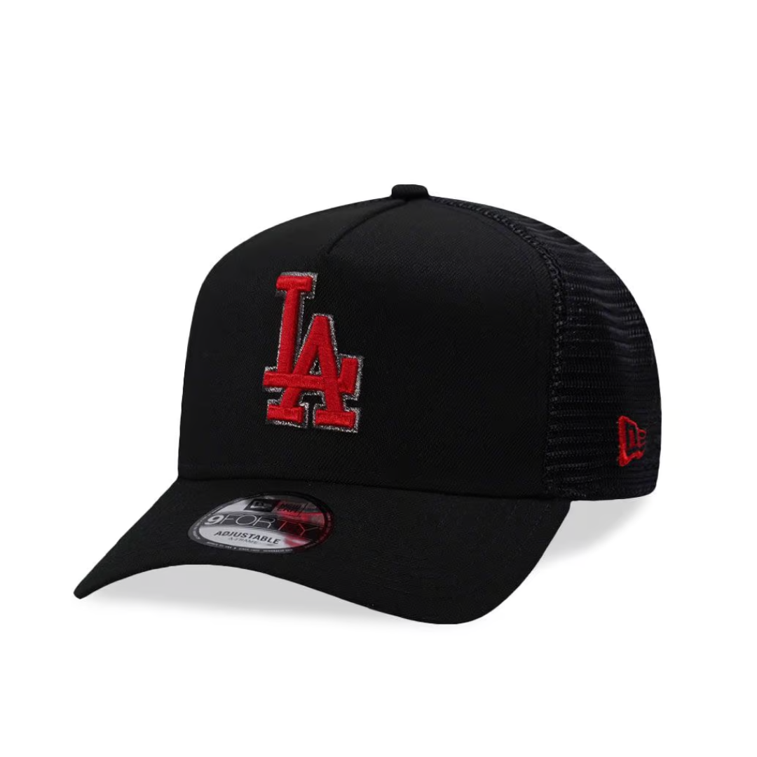 9Forty A-Frame Trucker Hat combines a structured black panel design with a classic curved peak.
