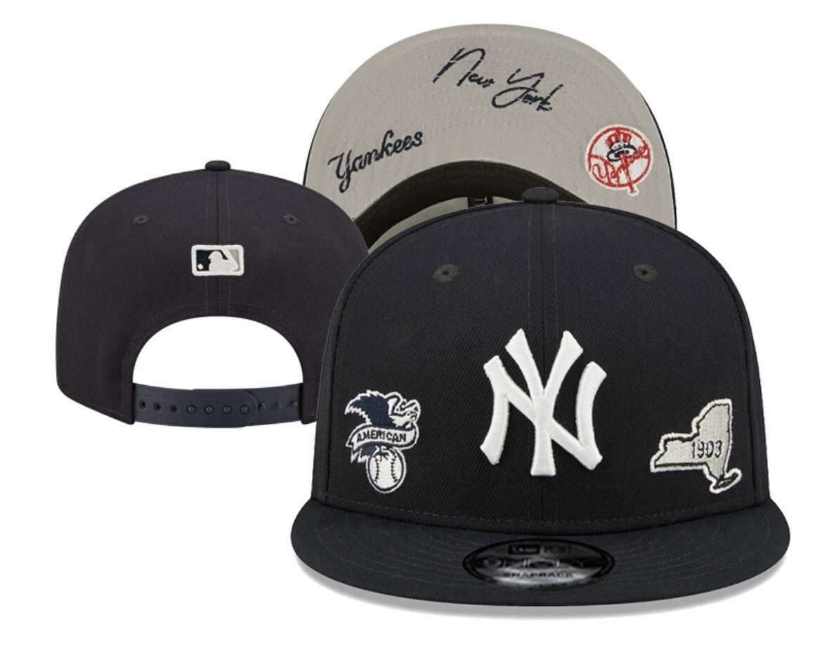 New Era New York Yankees "Identity" / "State Stitch" Special Edition Snapback Hat in navy blue