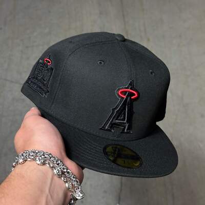 New Era Los Angeles Anaheim Angels Black Red Halo 59FIFTY Fitted Hat